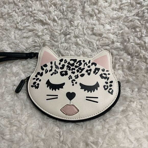 Betsey Johnson Cat Face leopard print Wristlet white,pink and black. - Picture 6 of 10